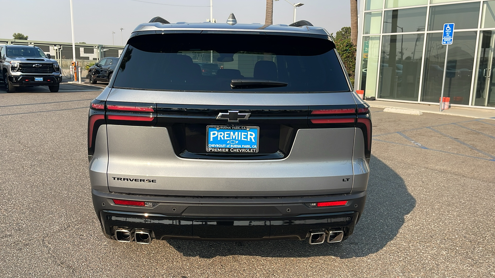 2024 Chevrolet Traverse FWD LT 4