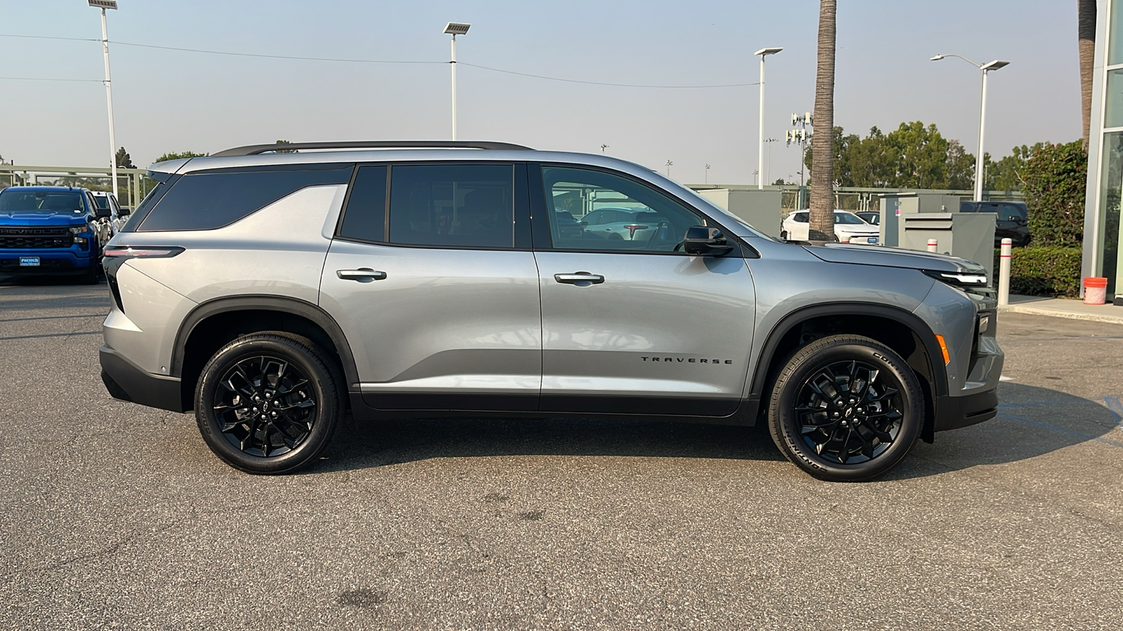 2024 Chevrolet Traverse FWD LT 6