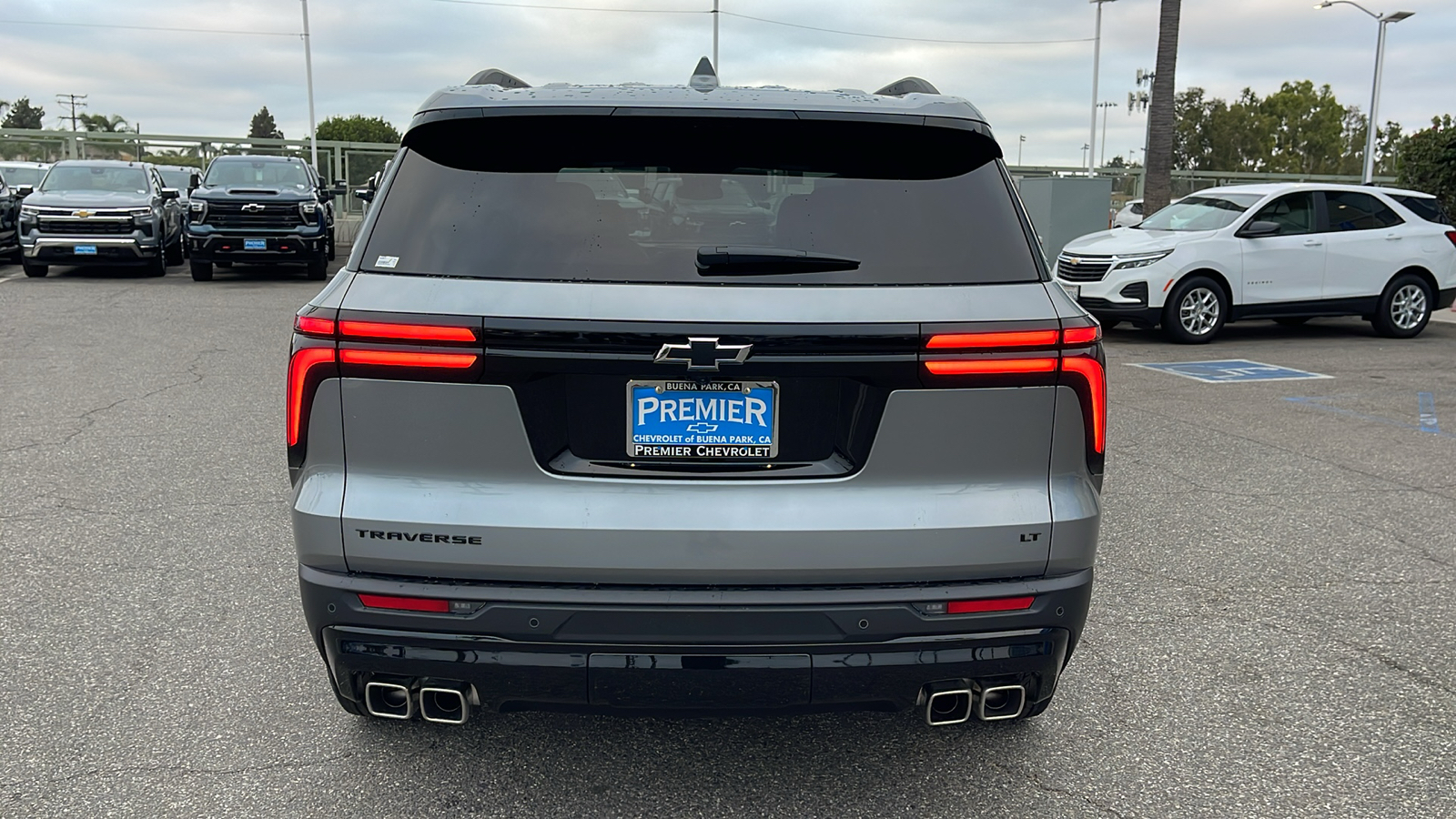 2024 Chevrolet Traverse FWD LT 4