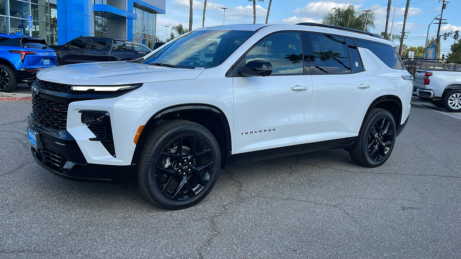 2024 Chevrolet Traverse AWD RS 2