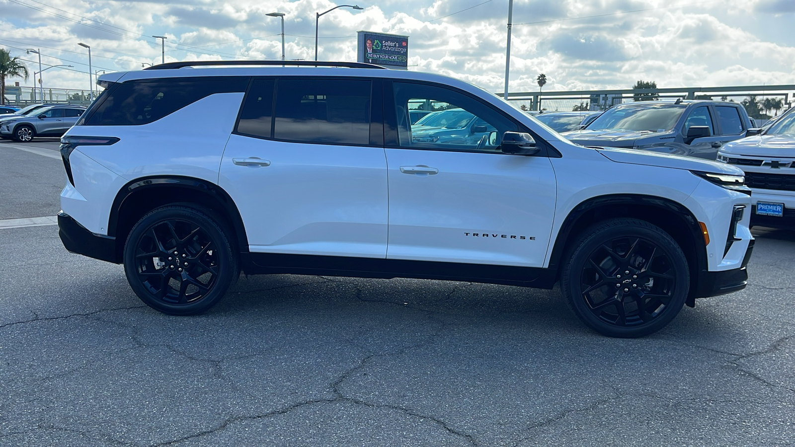 2024 Chevrolet Traverse AWD RS 7