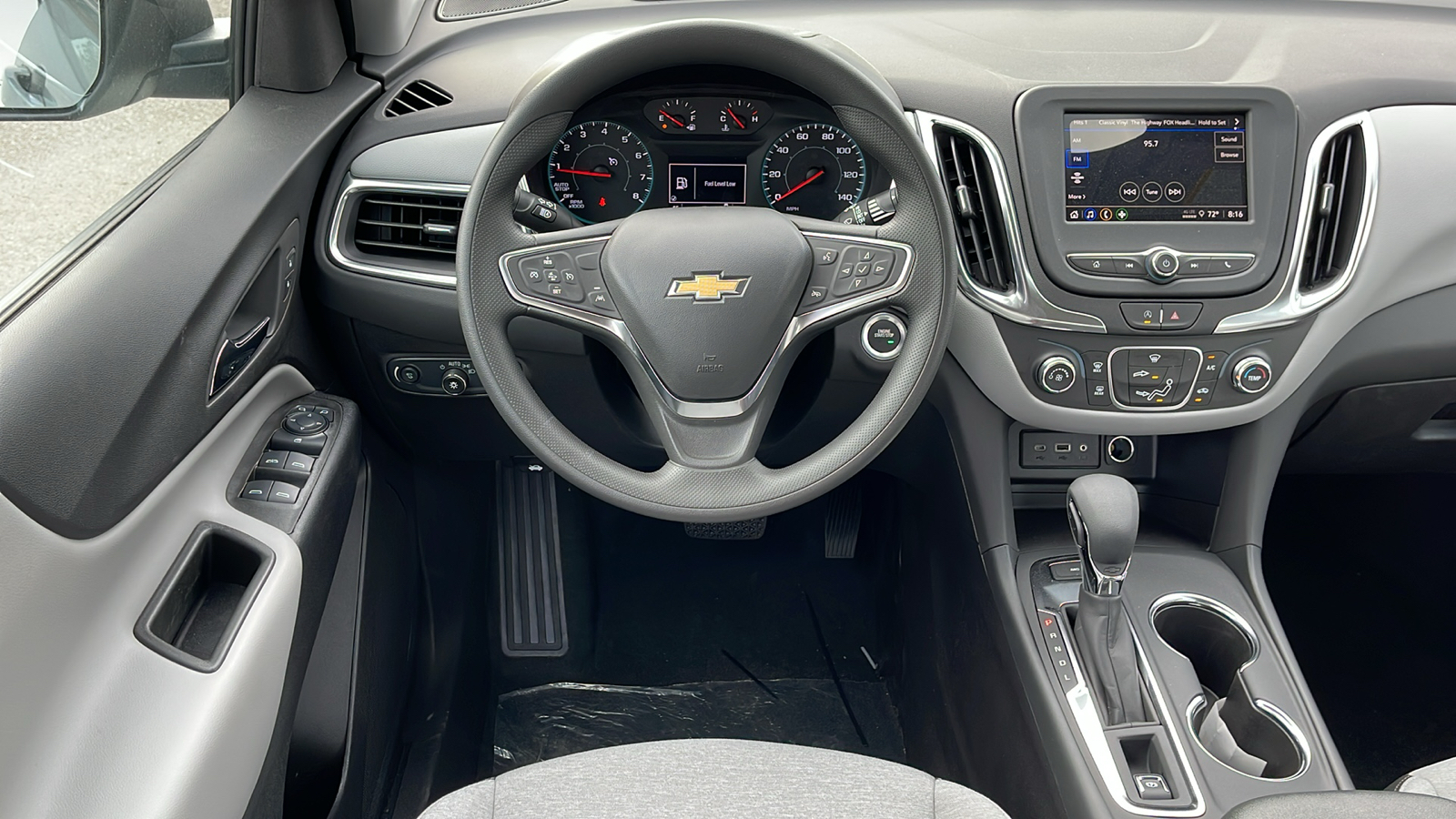 2024 Chevrolet Equinox LS 14