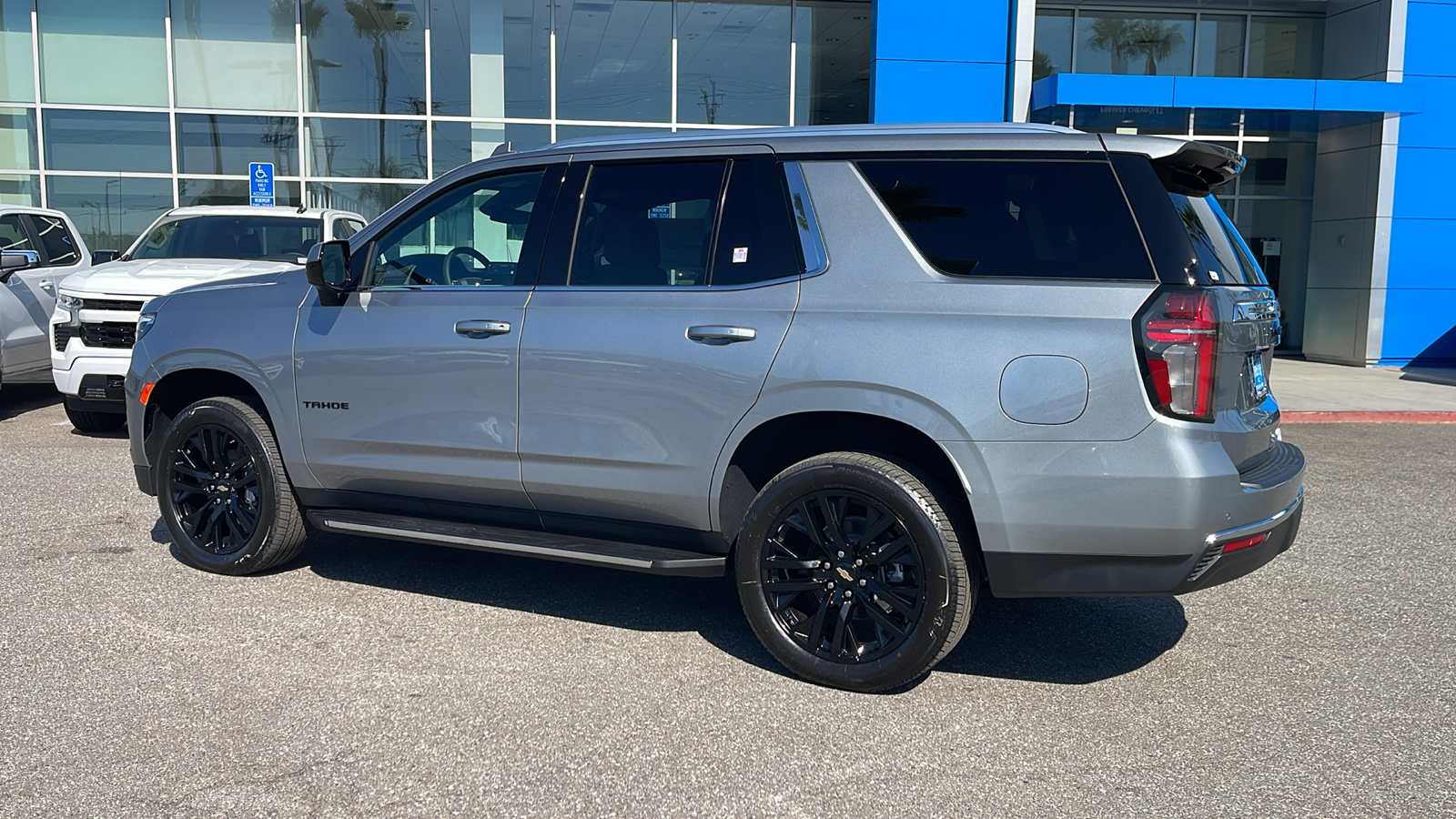 2024 Chevrolet Tahoe LS 3