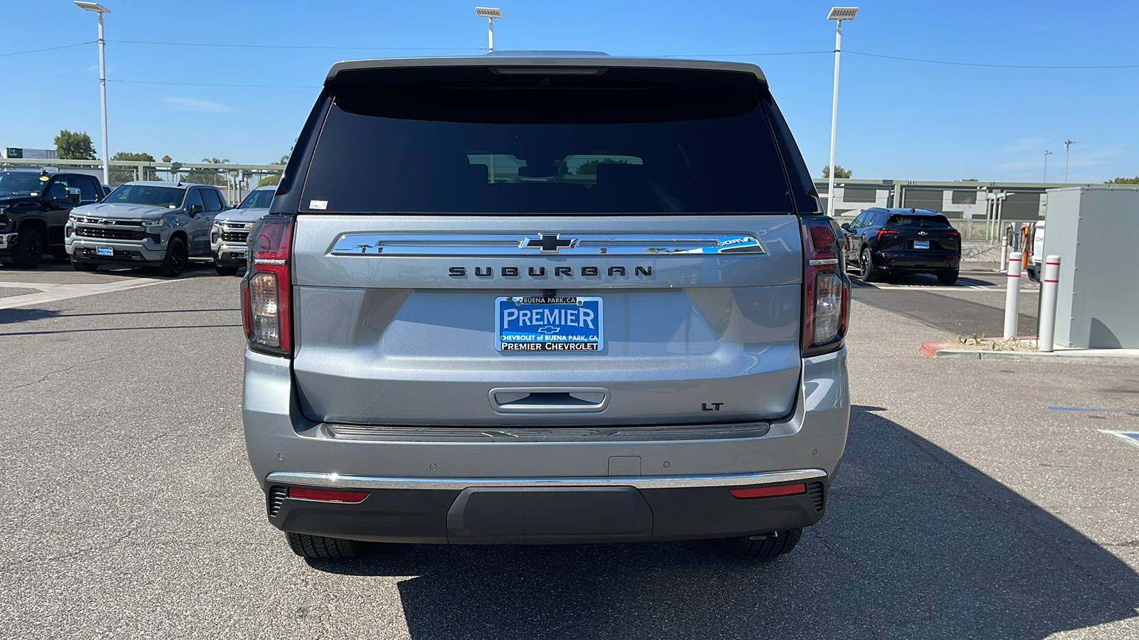 2024 Chevrolet Suburban LT 5