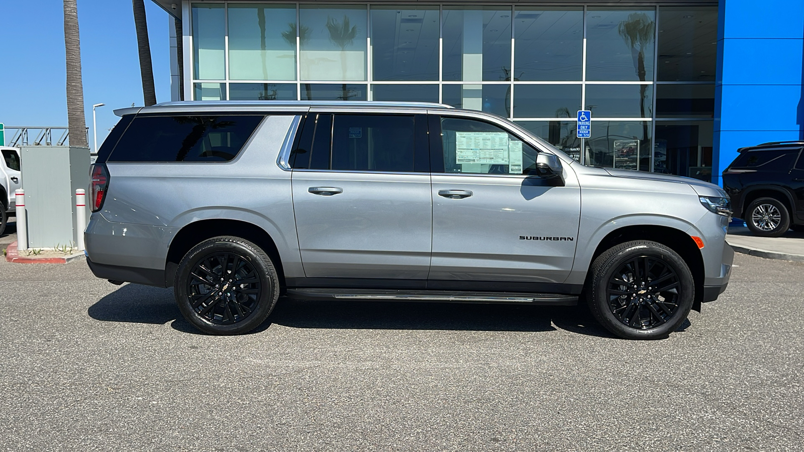 2024 Chevrolet Suburban LT 7