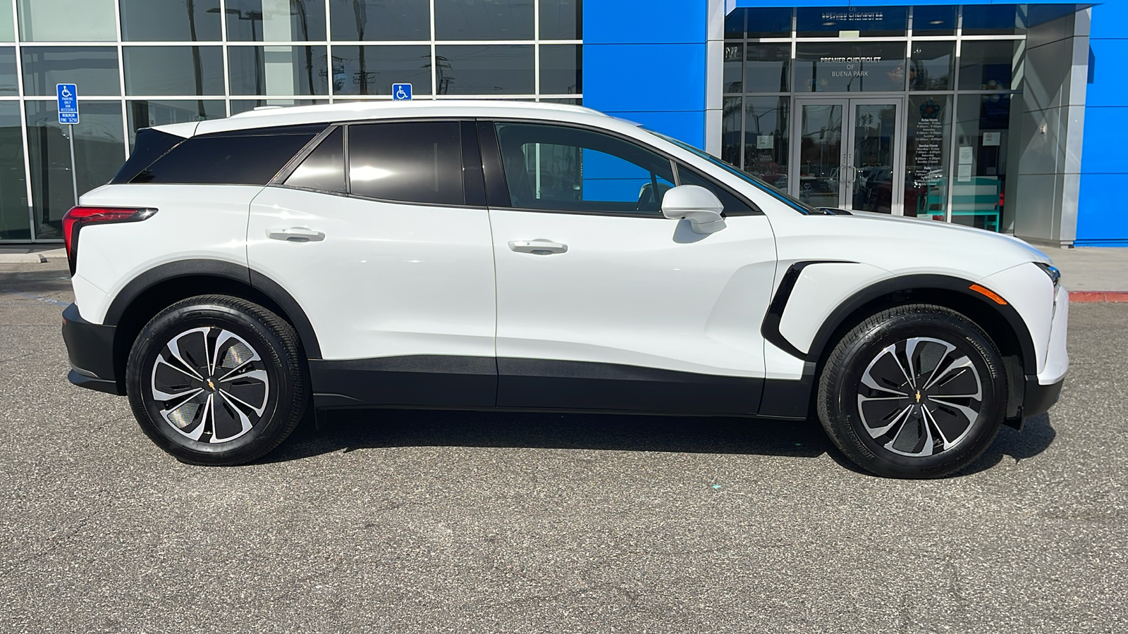 2024 Chevrolet Blazer EV eAWD LT 7