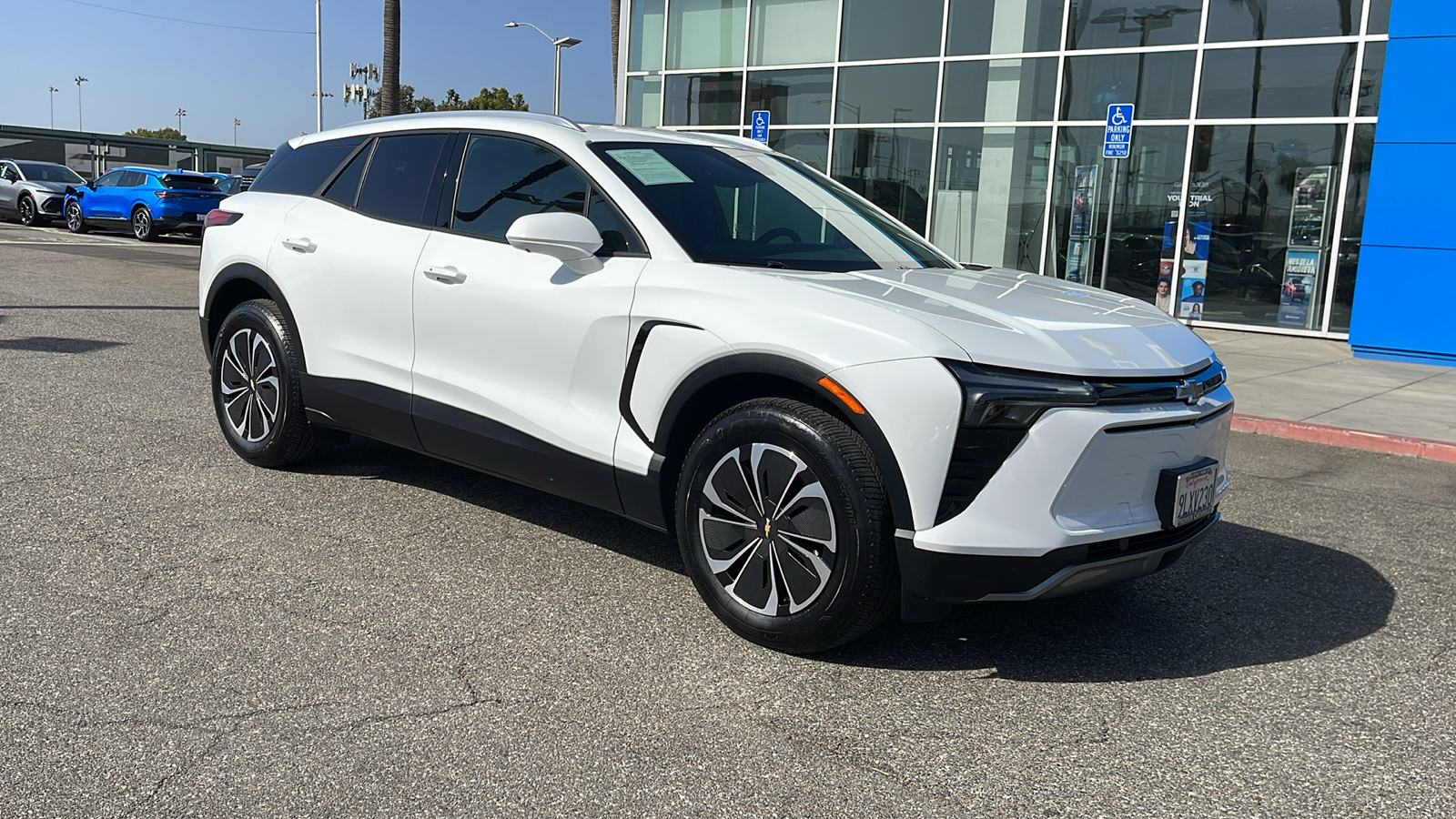 2024 Chevrolet Blazer EV eAWD LT 8