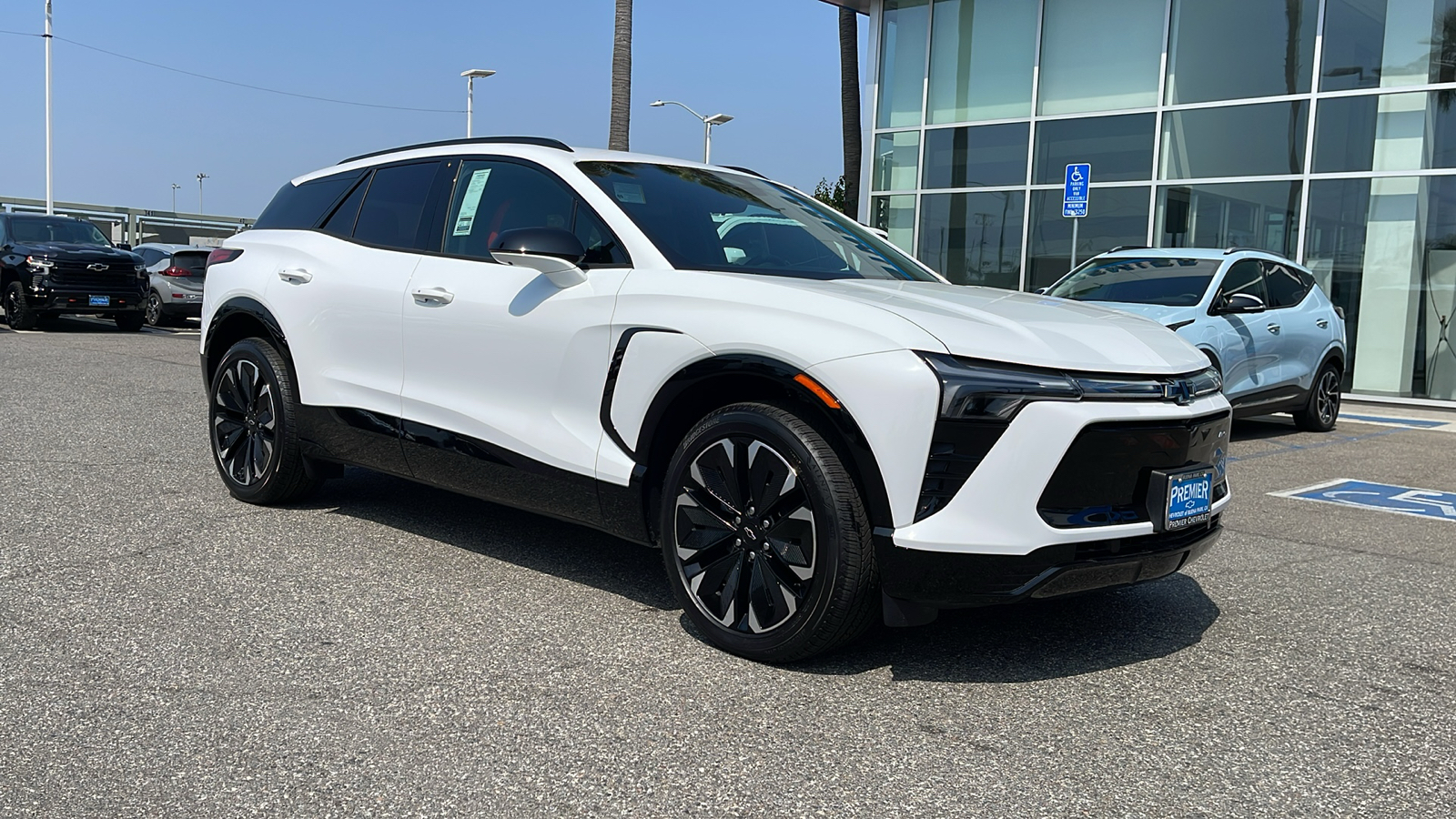 2024 Chevrolet Blazer EV eAWD RS 8