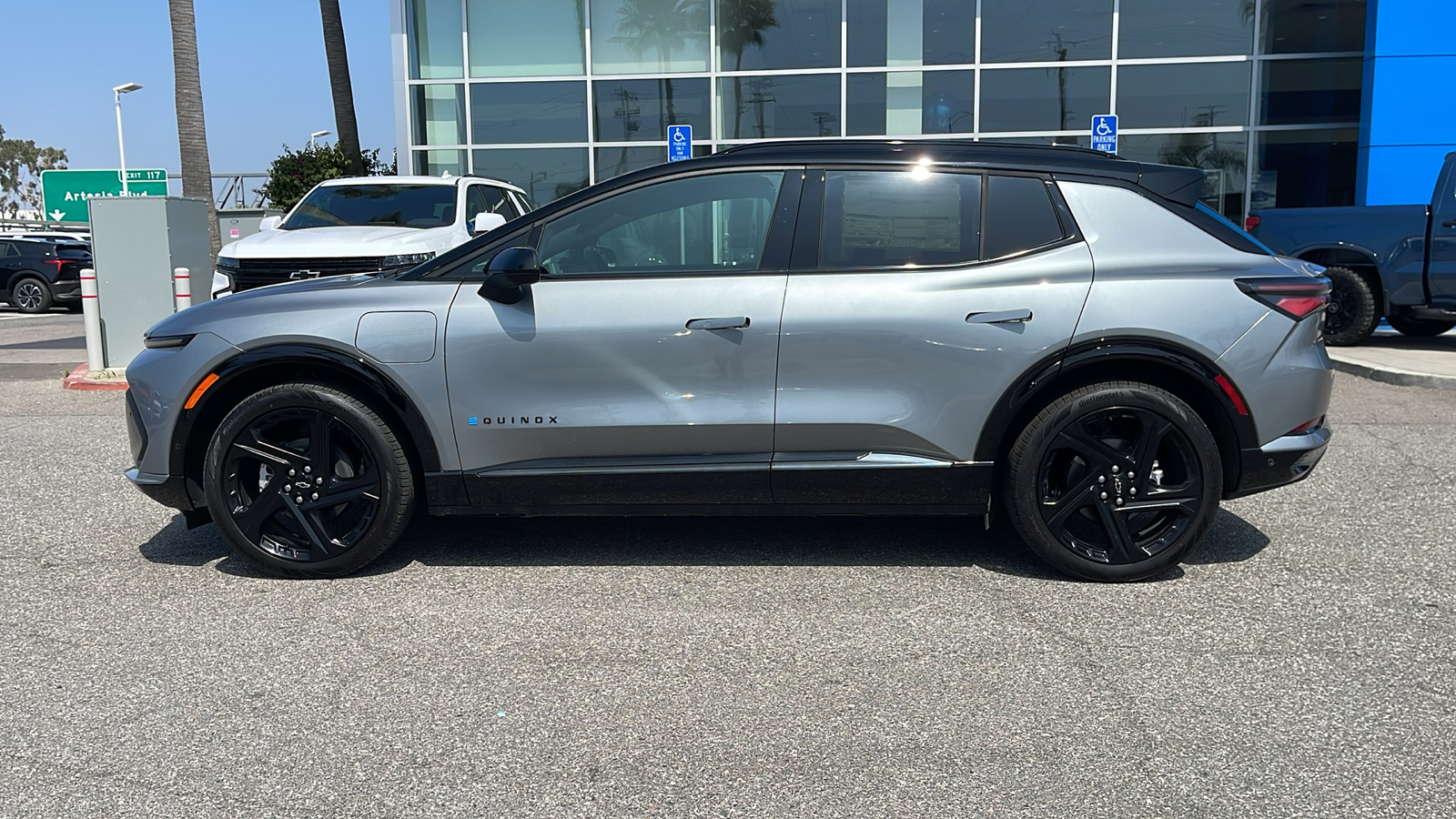 2024 Chevrolet Equinox EV RS 3