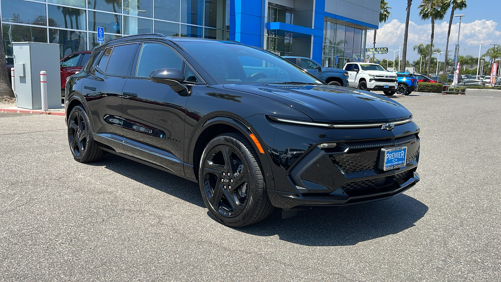 2024 Chevrolet Equinox EV RS 8