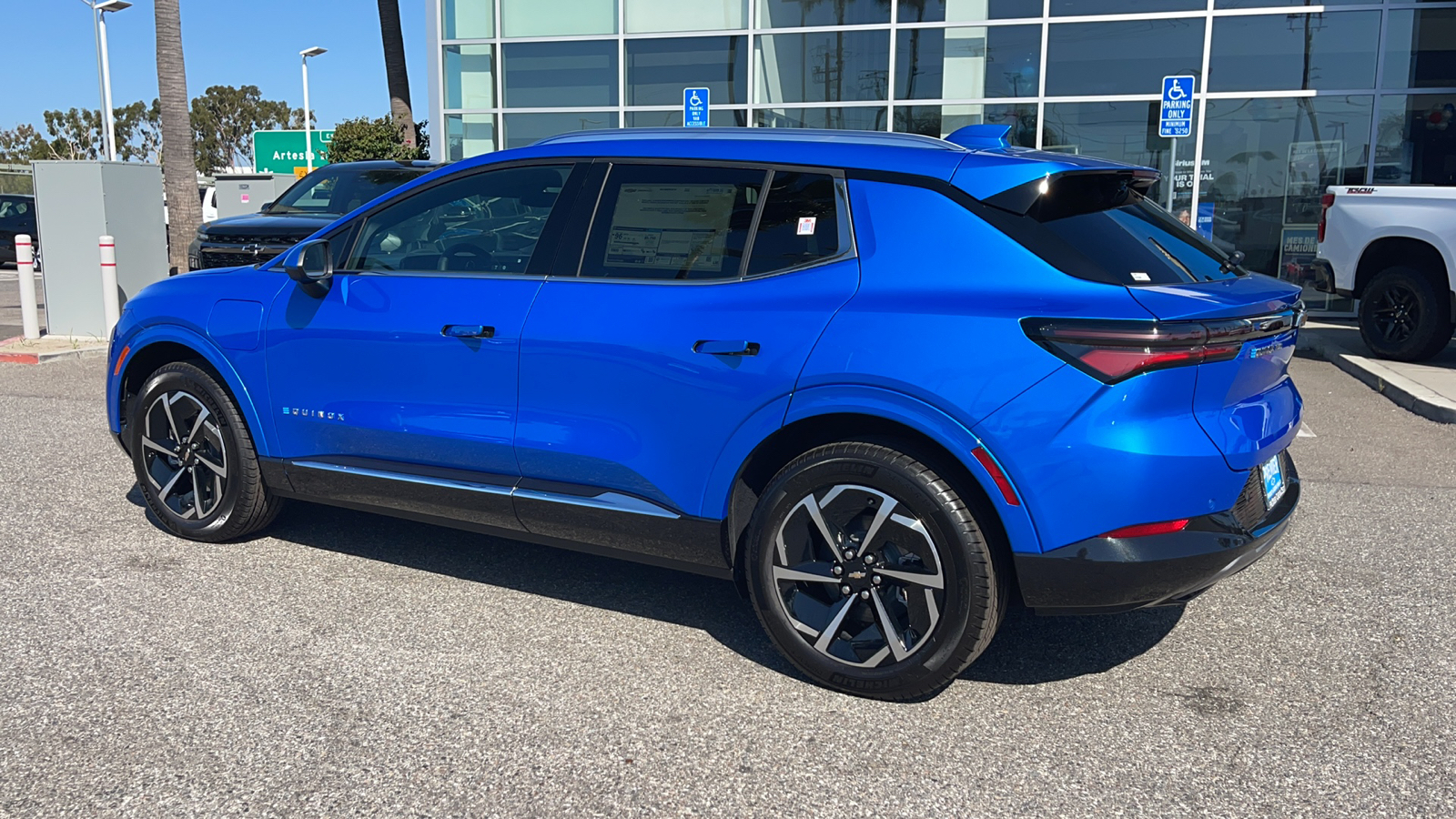 2024 Chevrolet Equinox EV LT 3