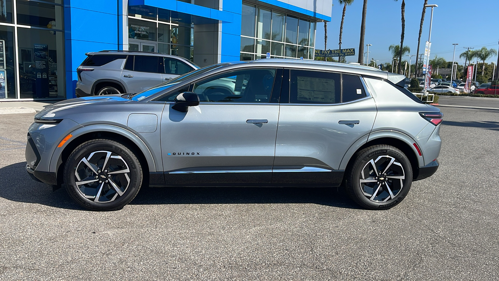 2024 Chevrolet Equinox EV LT 2