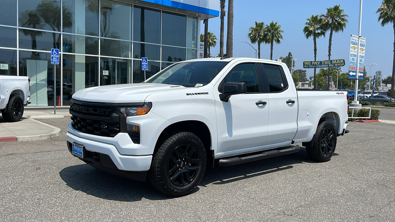 2024 Chevrolet Silverado 1500 Custom 1