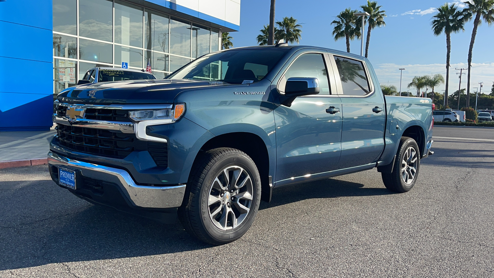 2024 Chevrolet Silverado 1500 LT 1