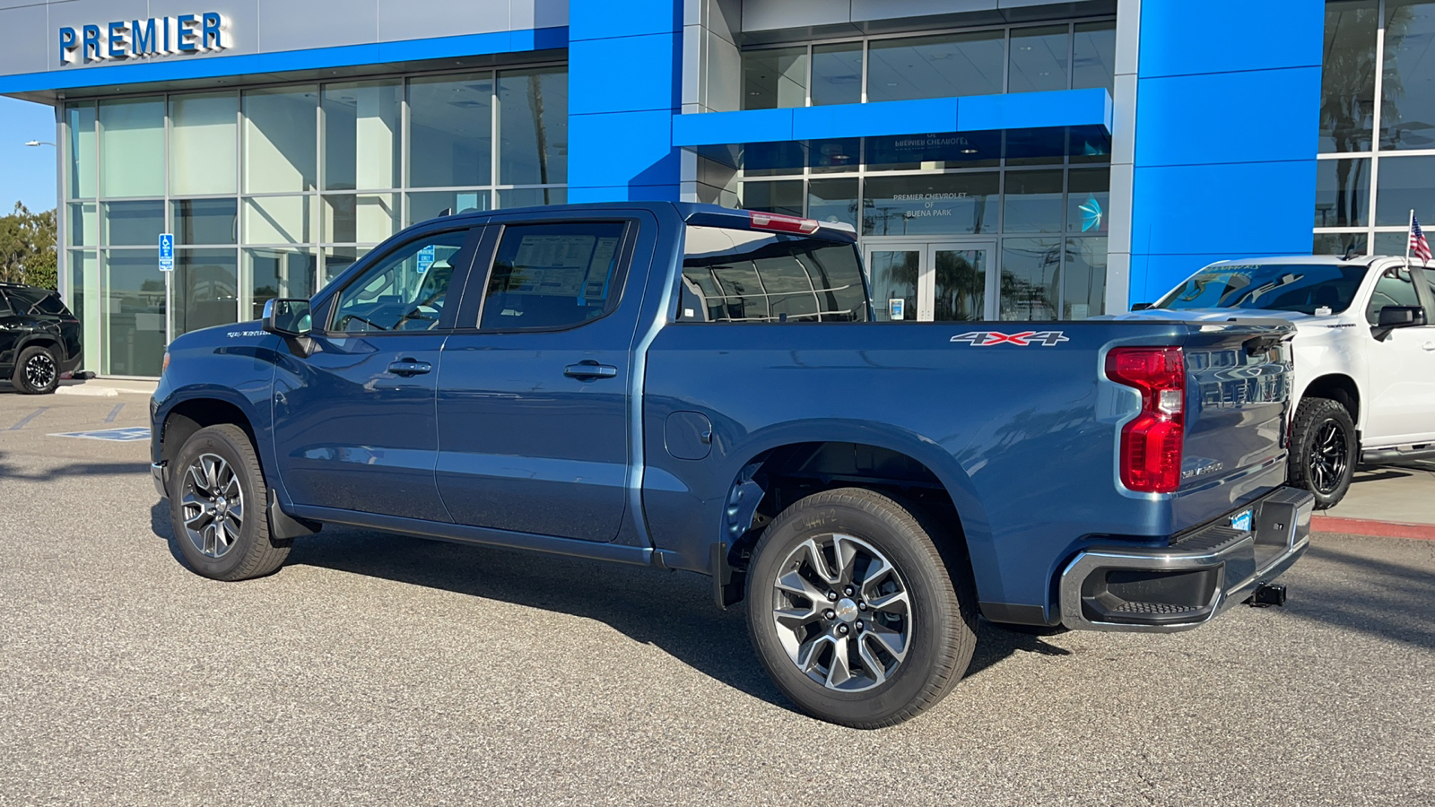 2024 Chevrolet Silverado 1500 LT 3