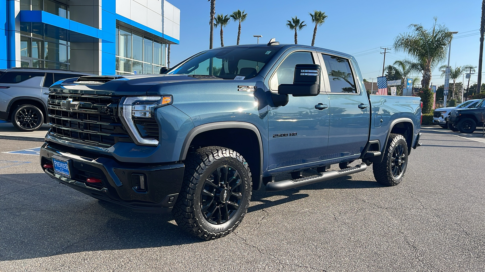 2025 Chevrolet Silverado 2500HD LT 1