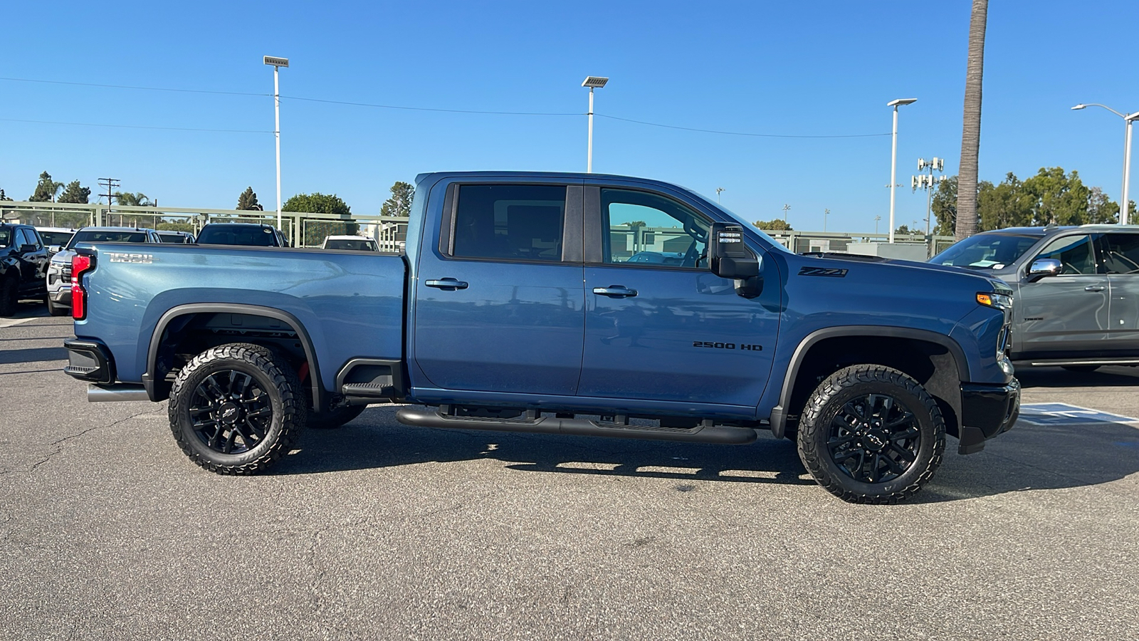 2025 Chevrolet Silverado 2500HD LT 6