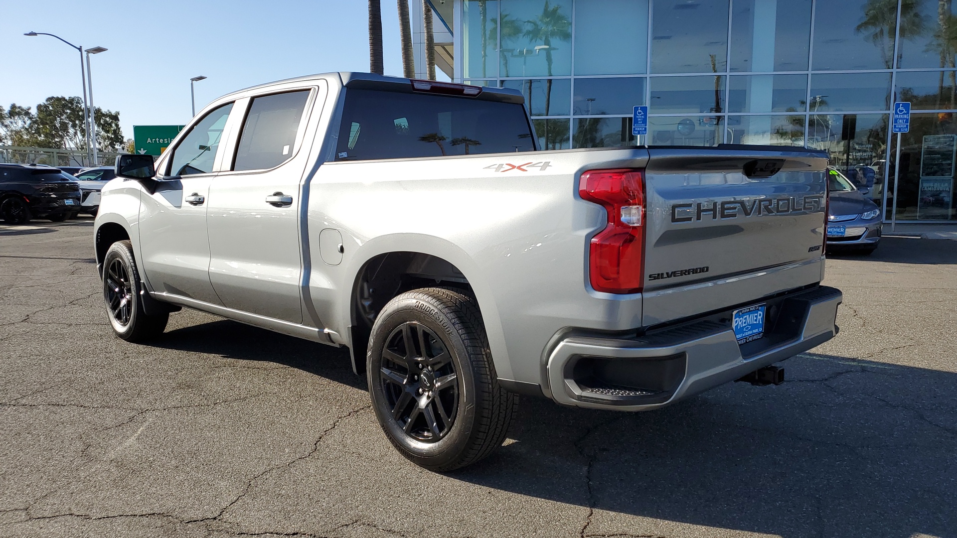 2025 Chevrolet Silverado 1500 RST 3