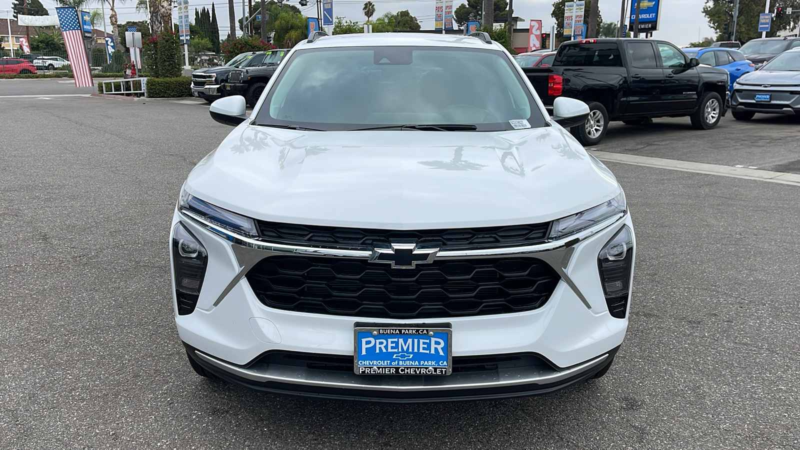 2025 Chevrolet Trax LT 8