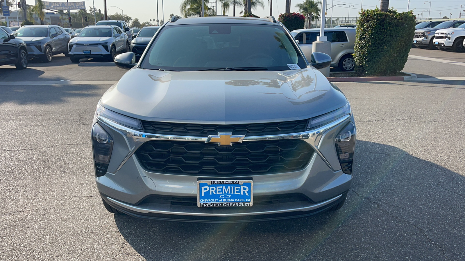 2025 Chevrolet Trax LT 8