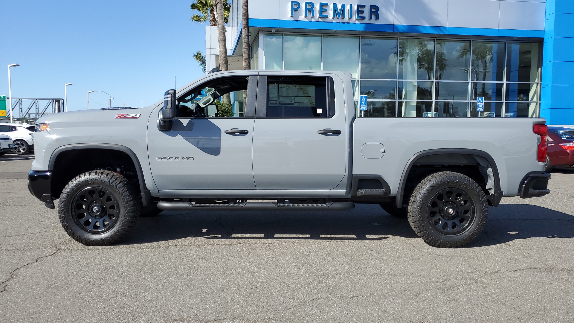 2025 Chevrolet Silverado 2500HD Custom 2