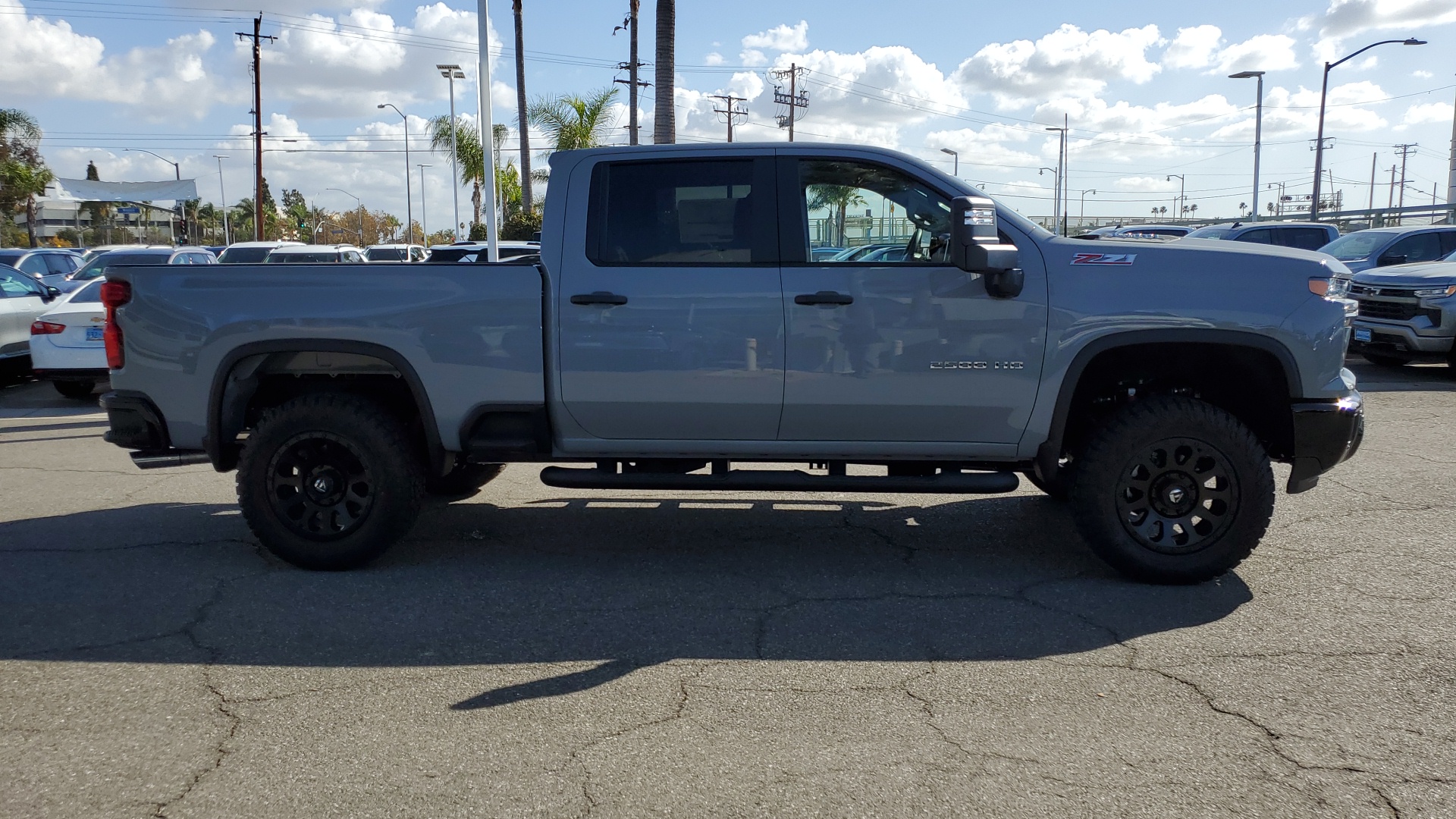 2025 Chevrolet Silverado 2500HD Custom 6