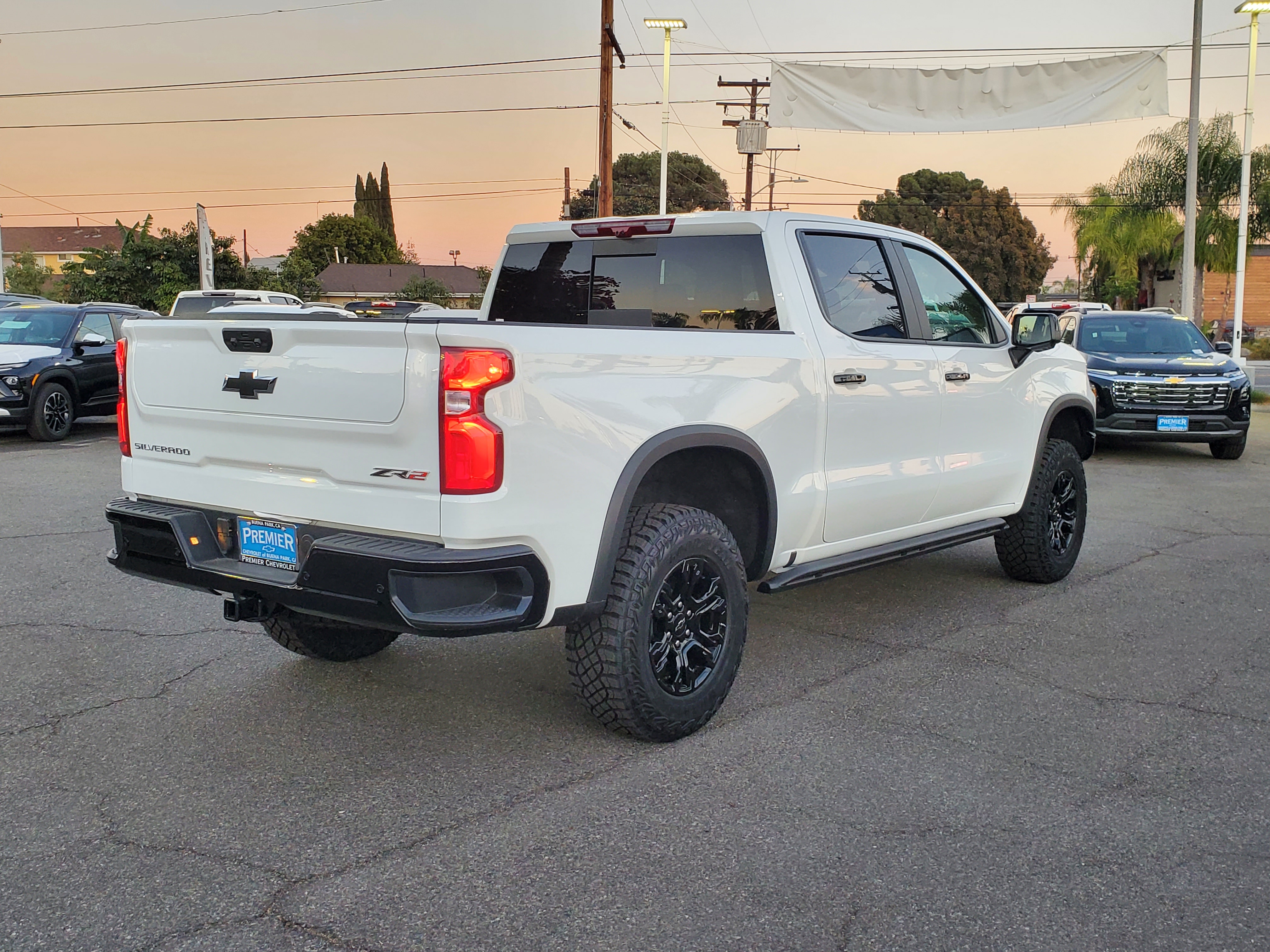 2025 Chevrolet Silverado 1500 ZR2 6