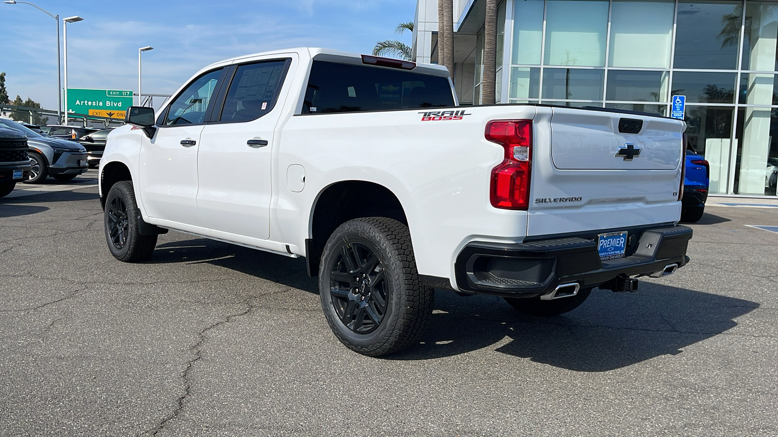 2025 Chevrolet Silverado 1500 LT Trail Boss 4