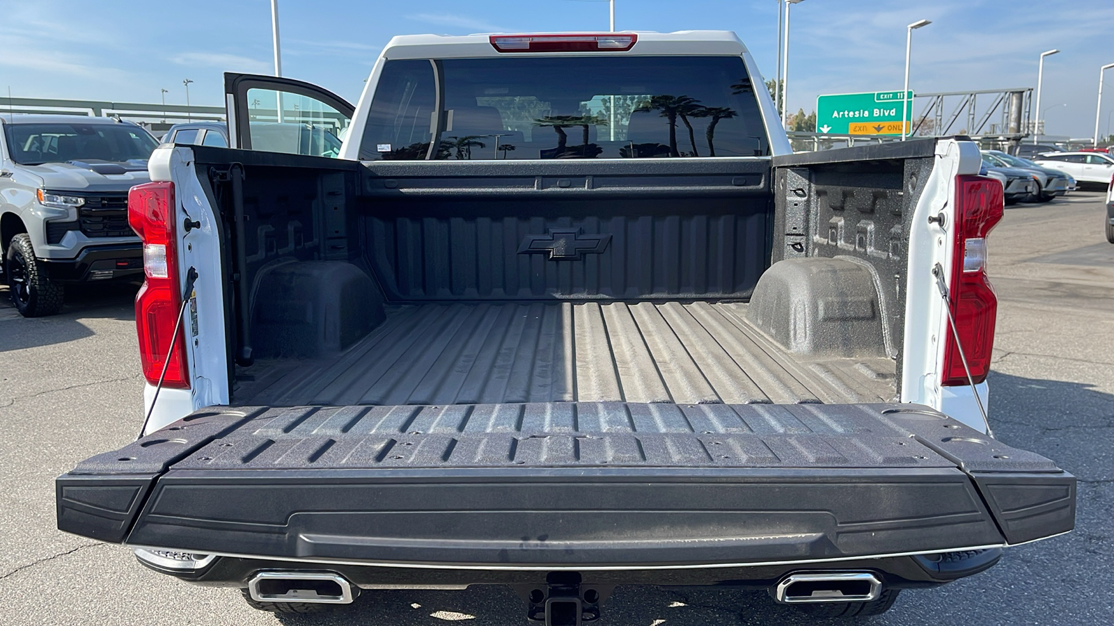 2025 Chevrolet Silverado 1500 LT Trail Boss 28