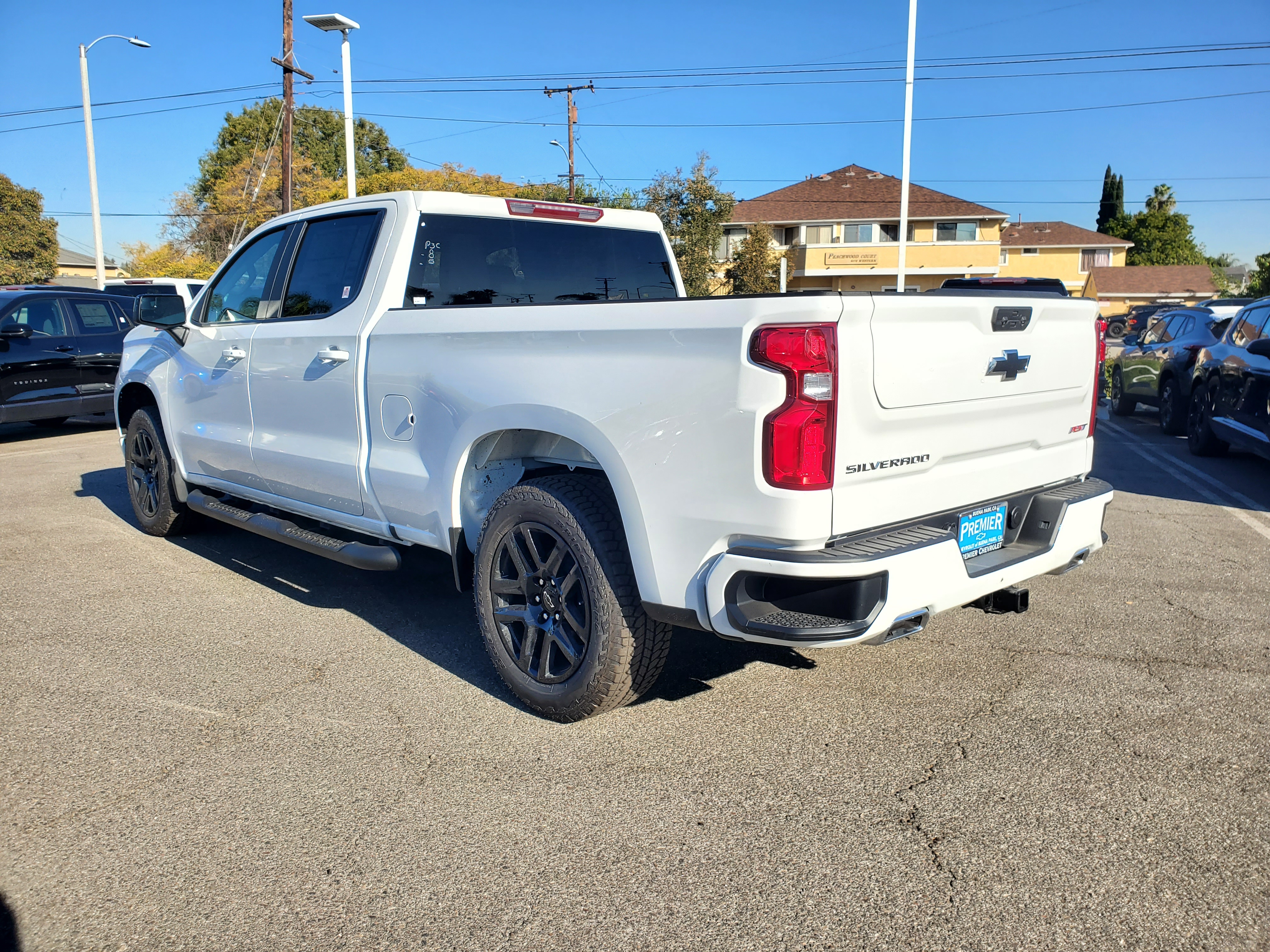 2025 Chevrolet Silverado 1500 RST 4