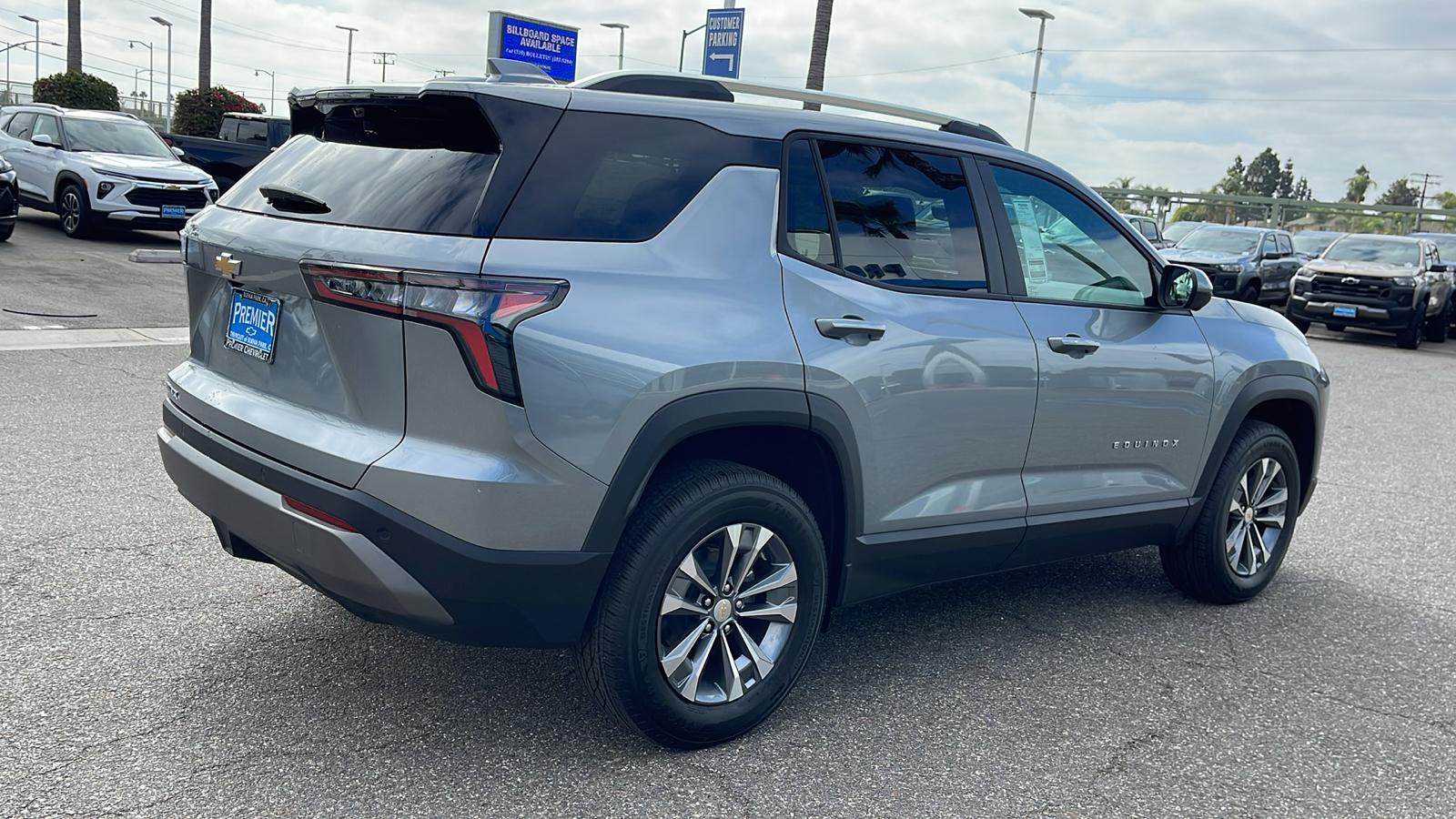 2025 Chevrolet Equinox FWD LT 6