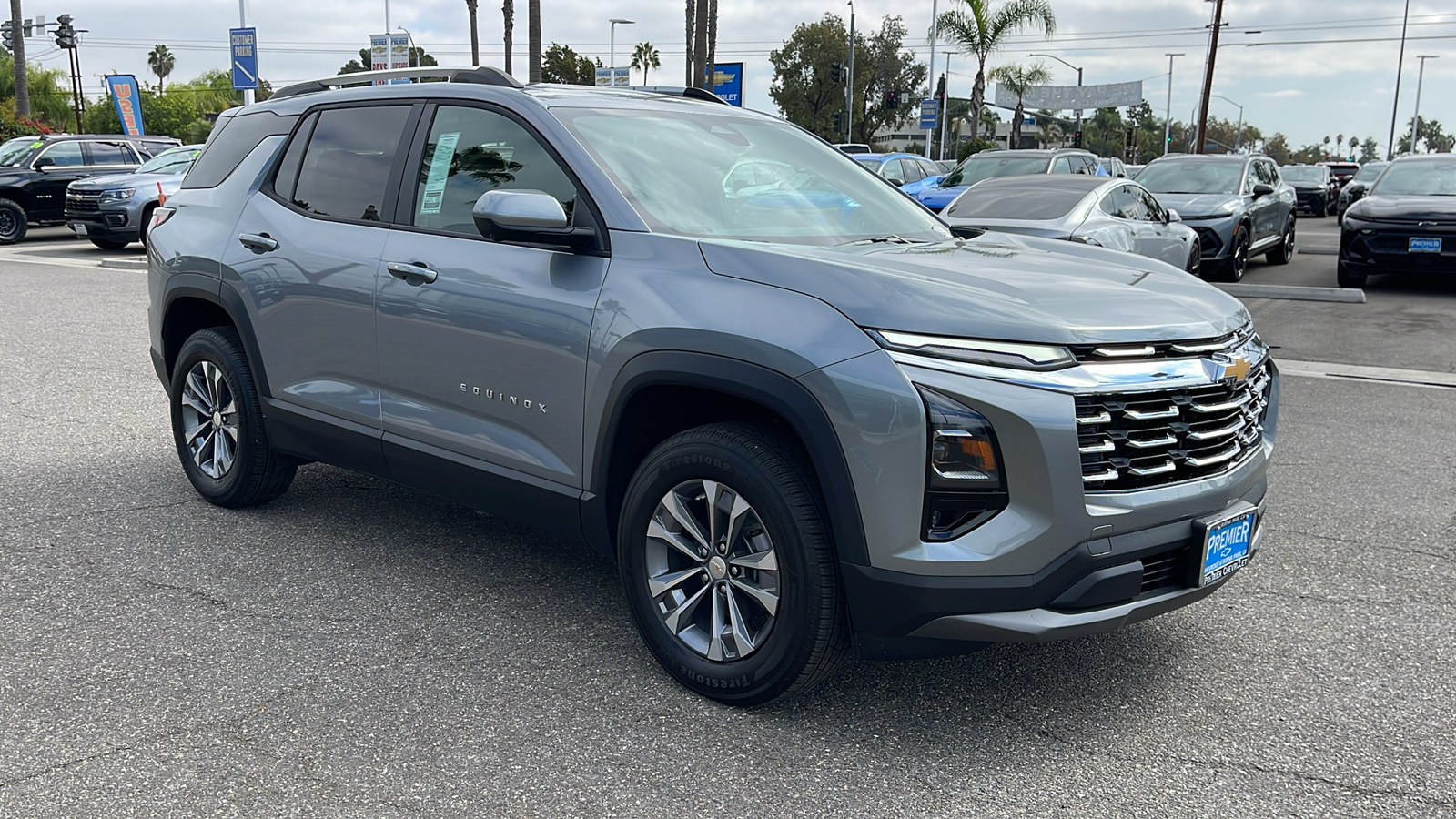 2025 Chevrolet Equinox FWD LT 8