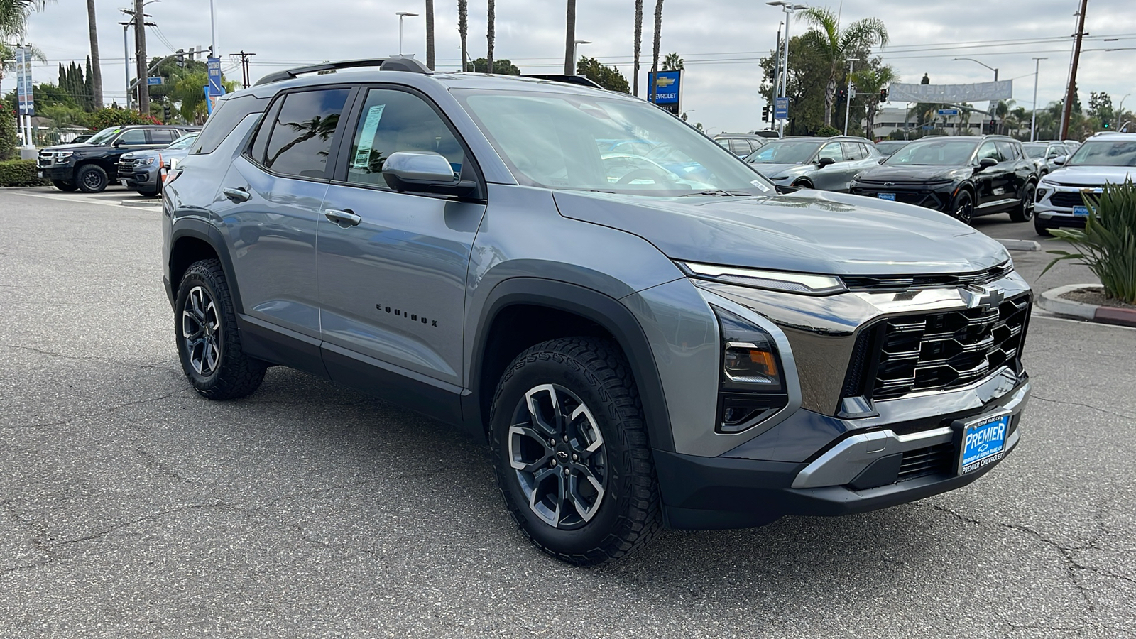 2025 Chevrolet Equinox AWD ACTIV 8