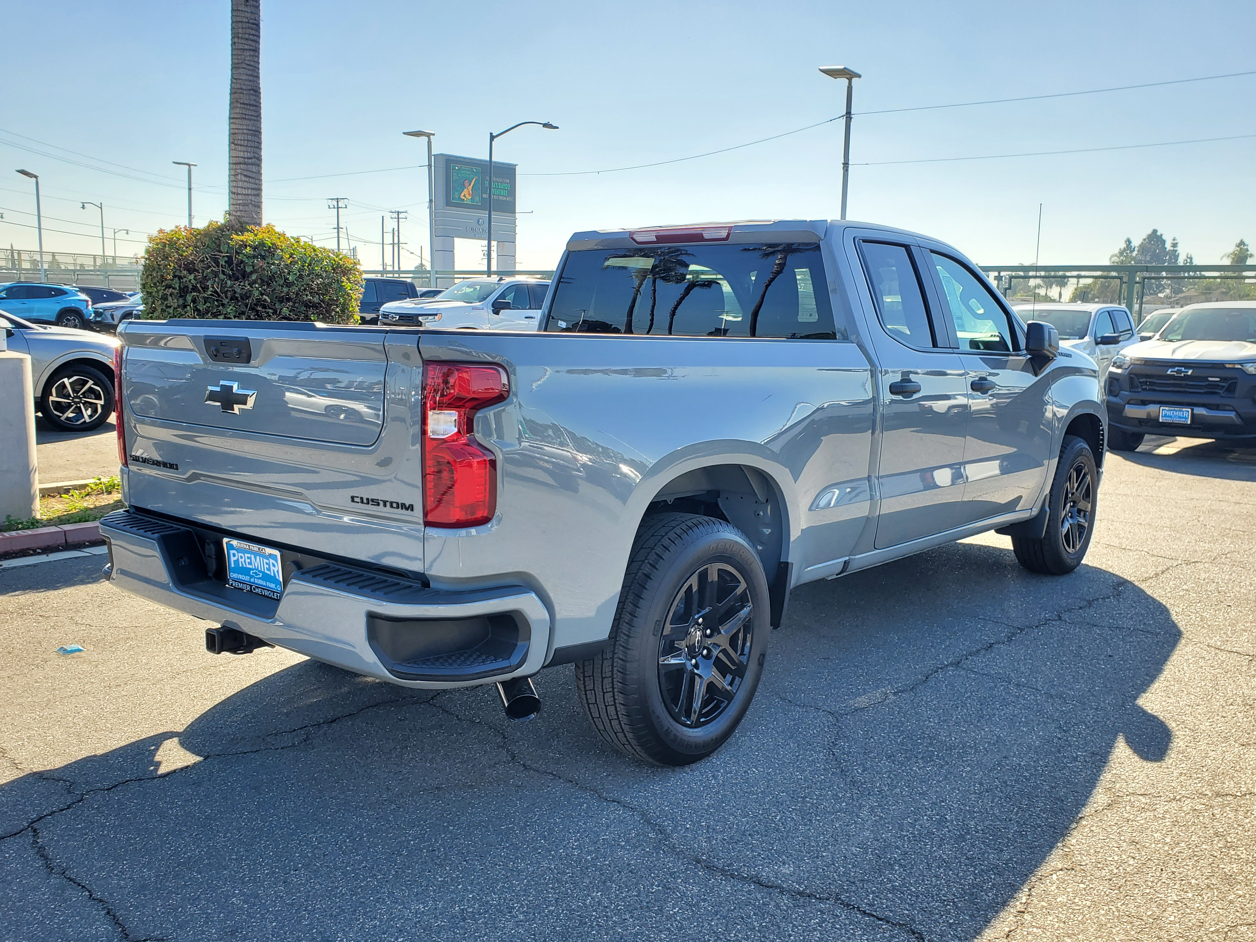 2025 Chevrolet Silverado 1500 Custom 6