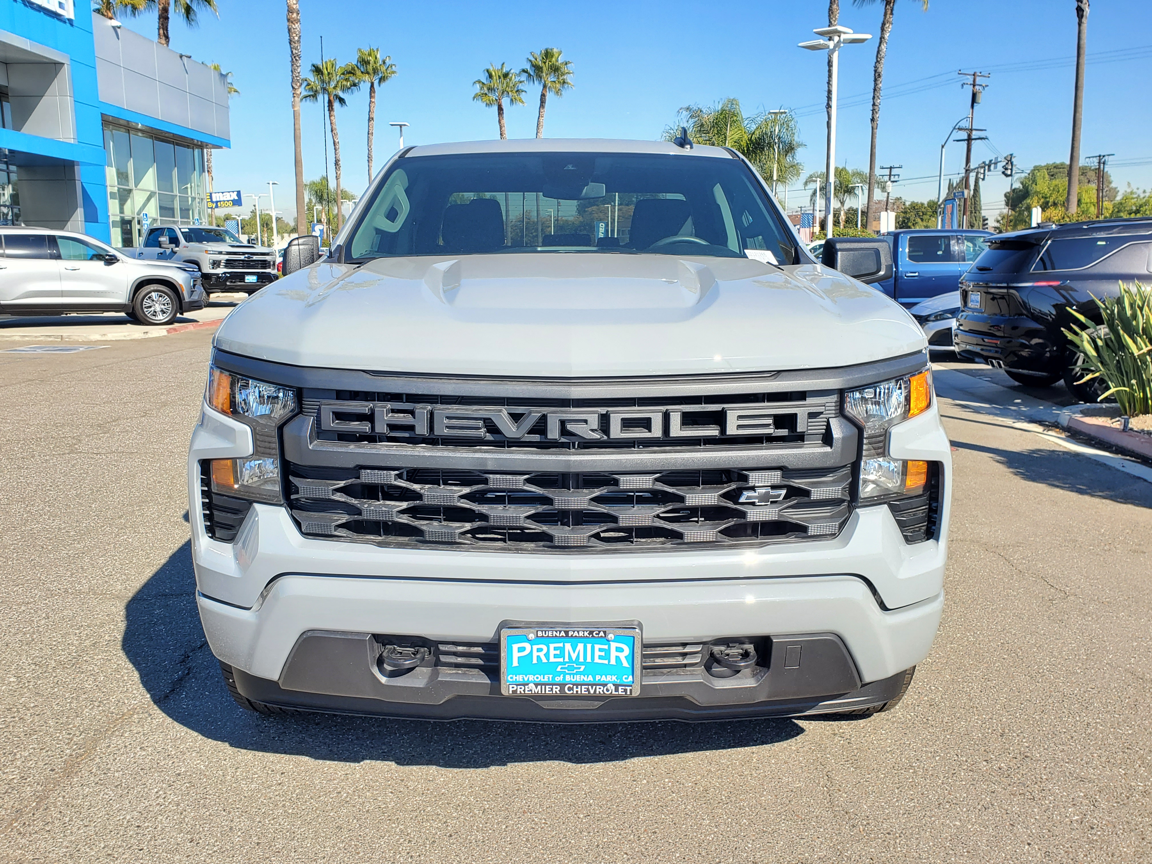 2025 Chevrolet Silverado 1500 Custom 9