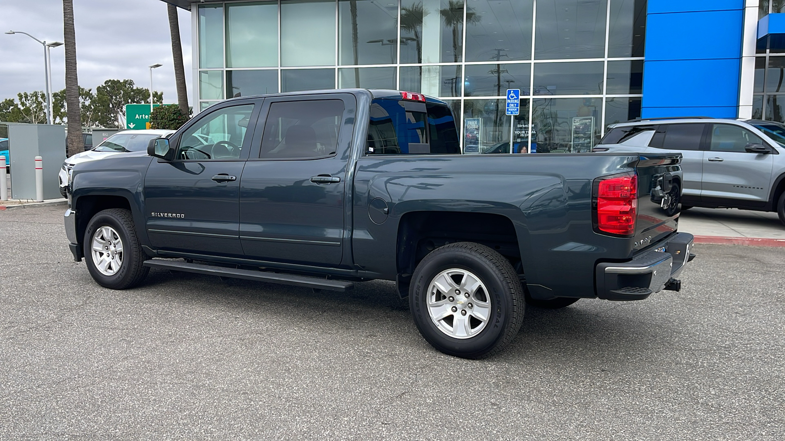 2018 Chevrolet Silverado 1500 LT 3