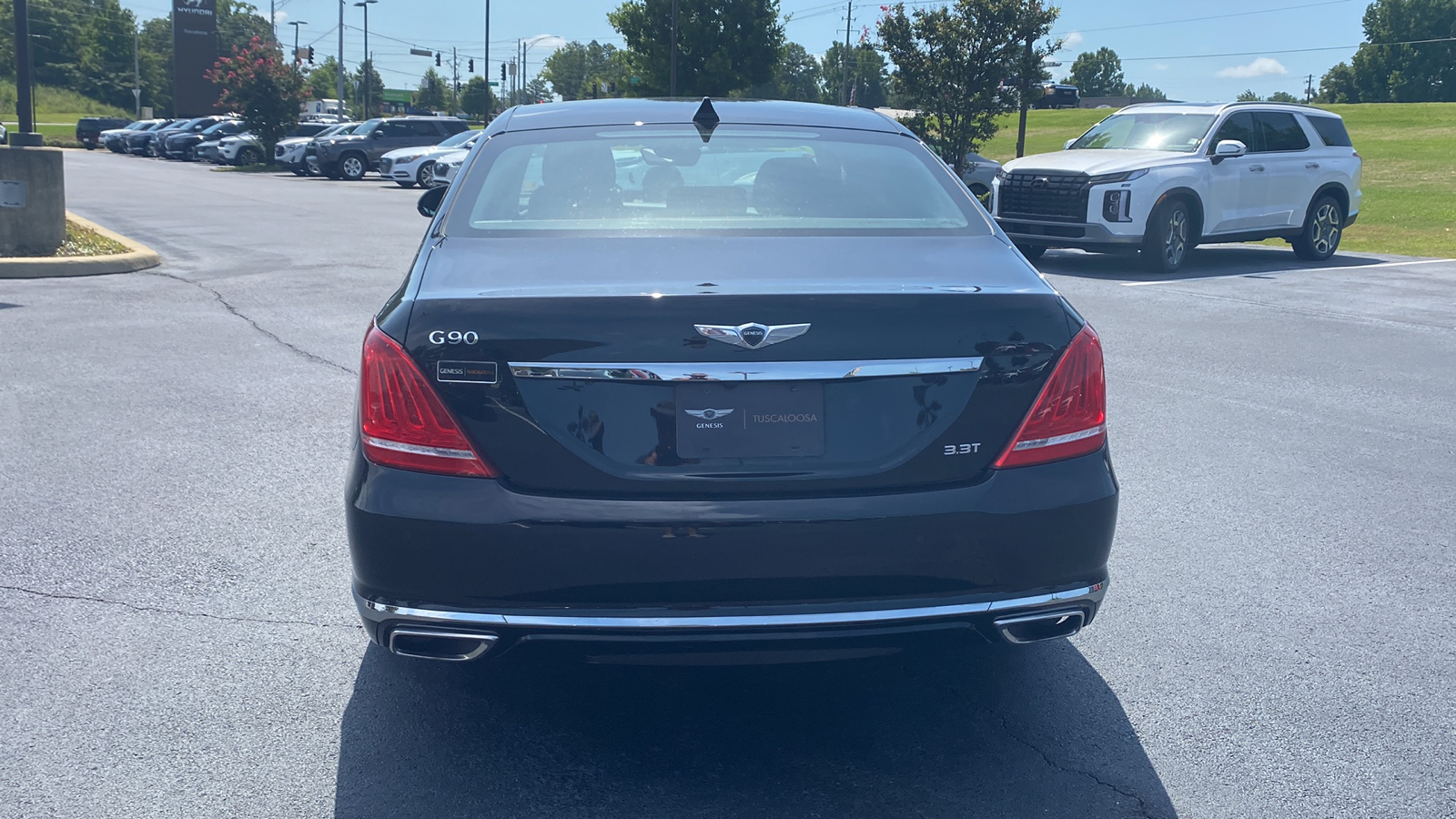 2018 Genesis G90  6