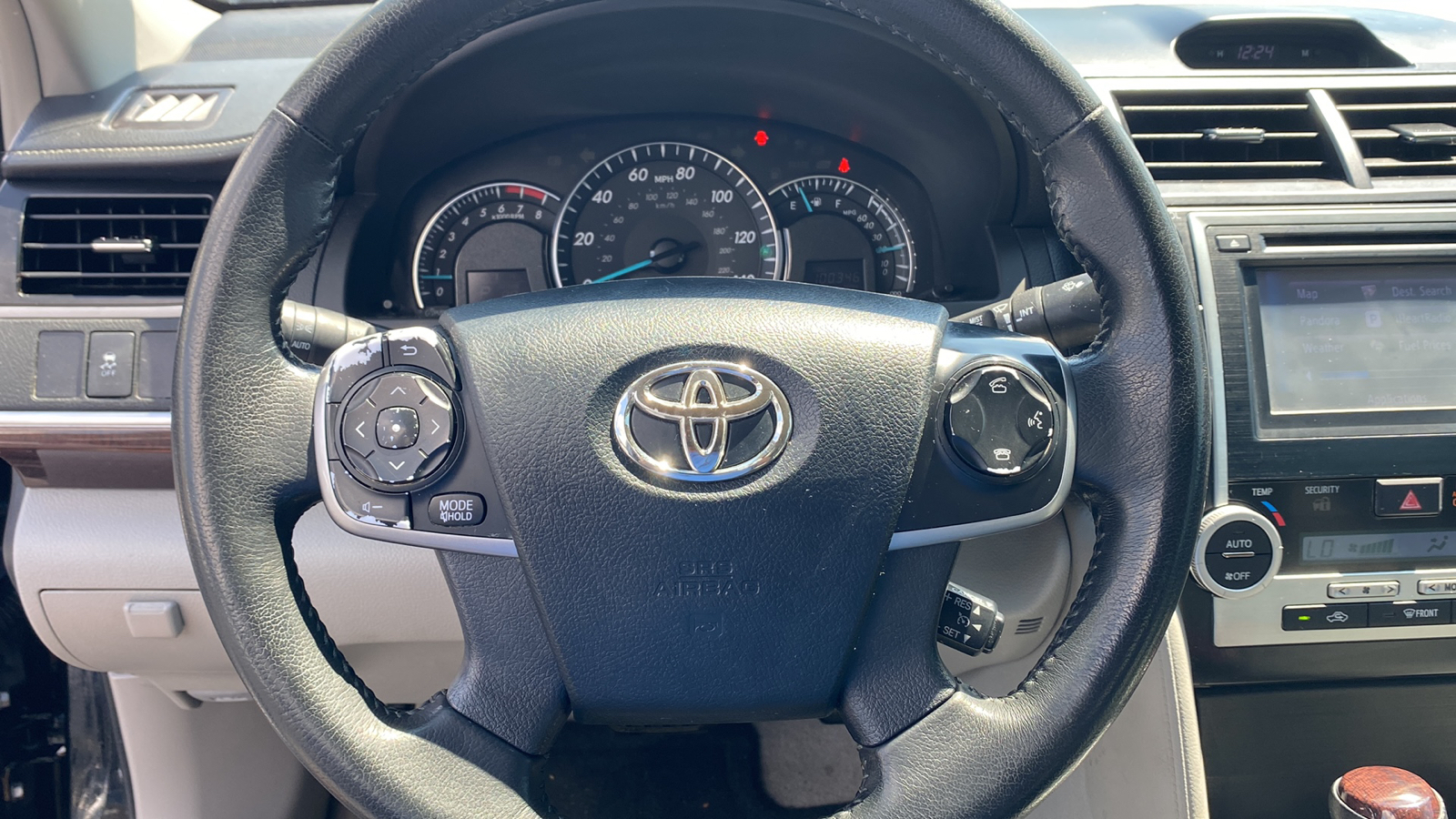 2014 Toyota Camry  14