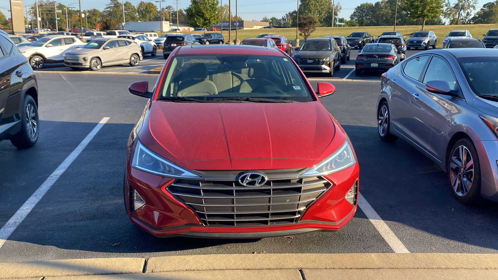 2020 Hyundai Elantra  2