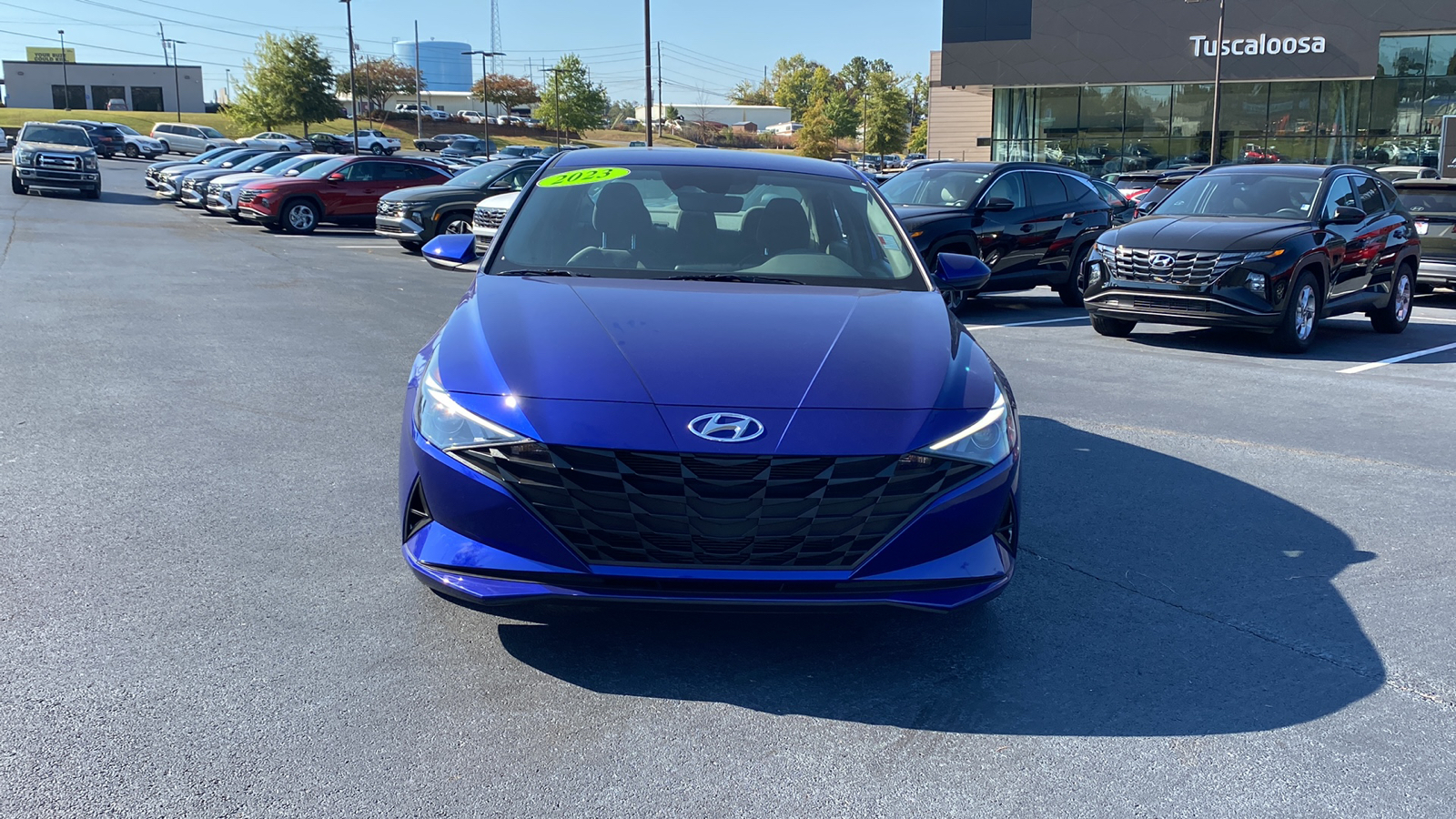 2023 Hyundai Elantra  2