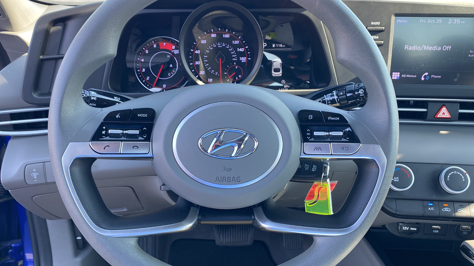 2023 Hyundai Elantra  15