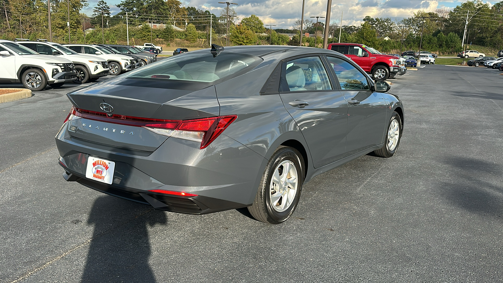 2023 Hyundai Elantra  7