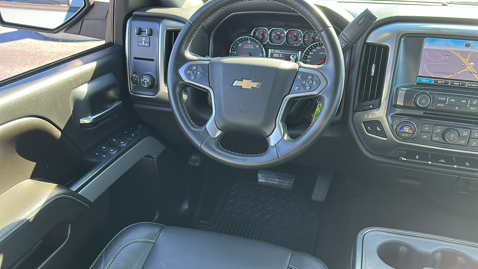 2015 Chevrolet Silverado 1500 2WD  24