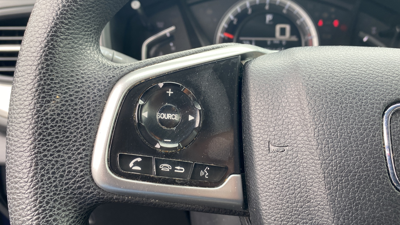 2019 Honda CR-V  16