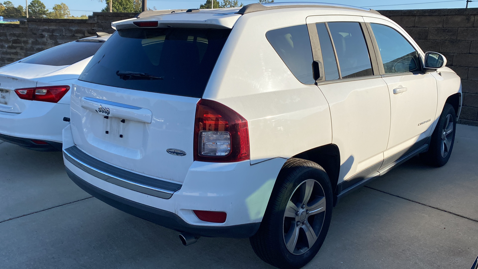 2016 Jeep Compass  3