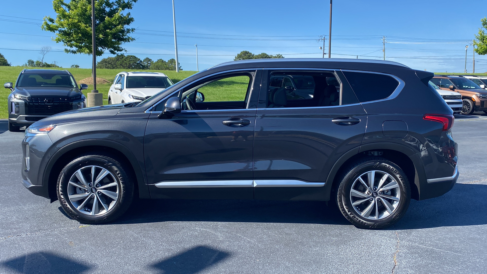 2020 Hyundai Santa Fe  4