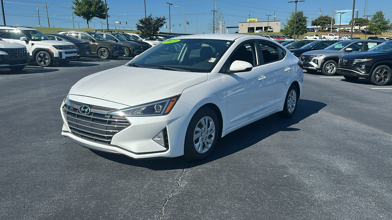 2019 Hyundai Elantra  3