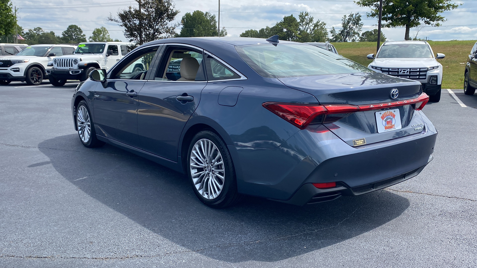 2020 Toyota Avalon Hybrid  5