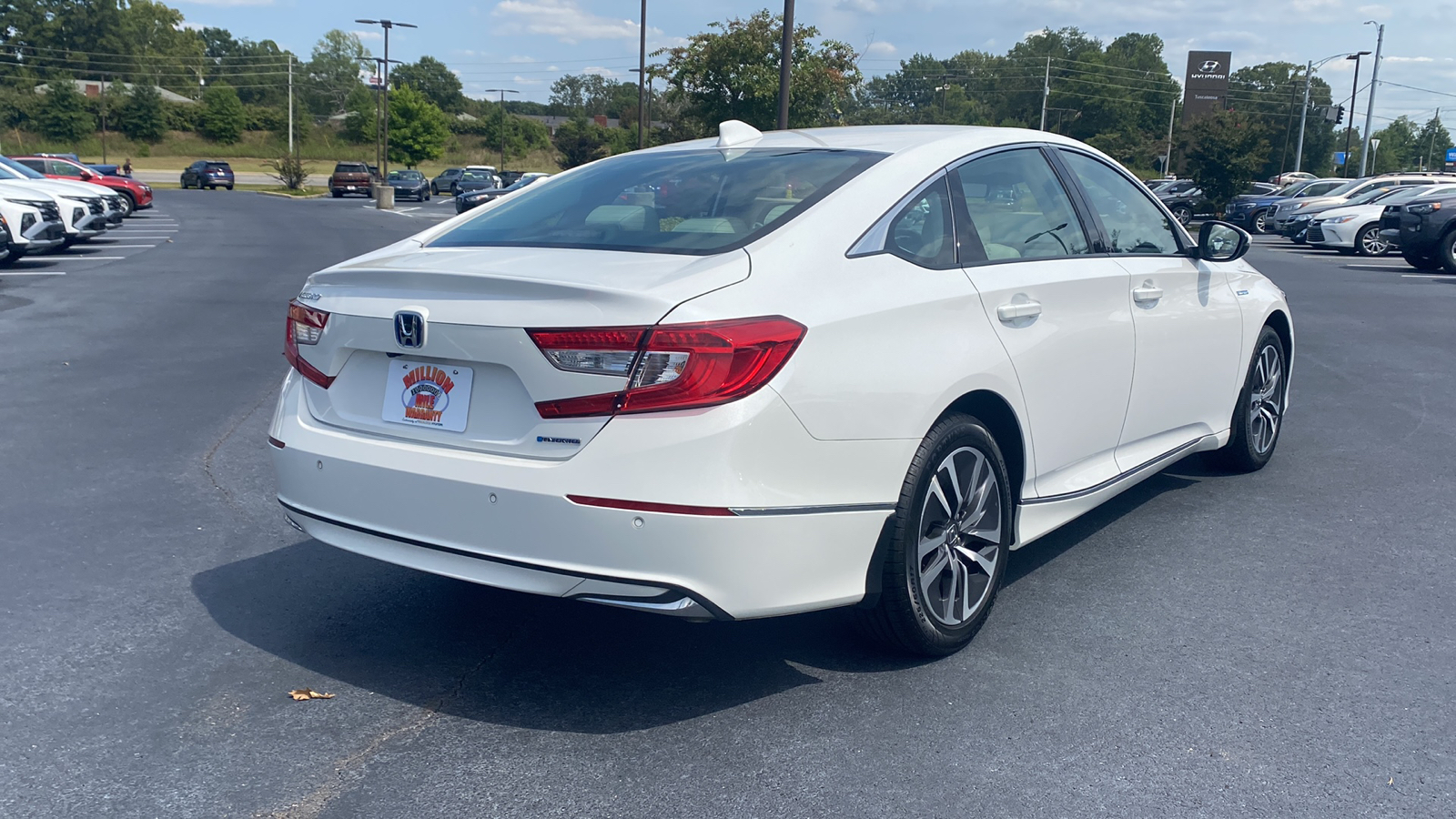 2022 Honda Accord Hybrid  7