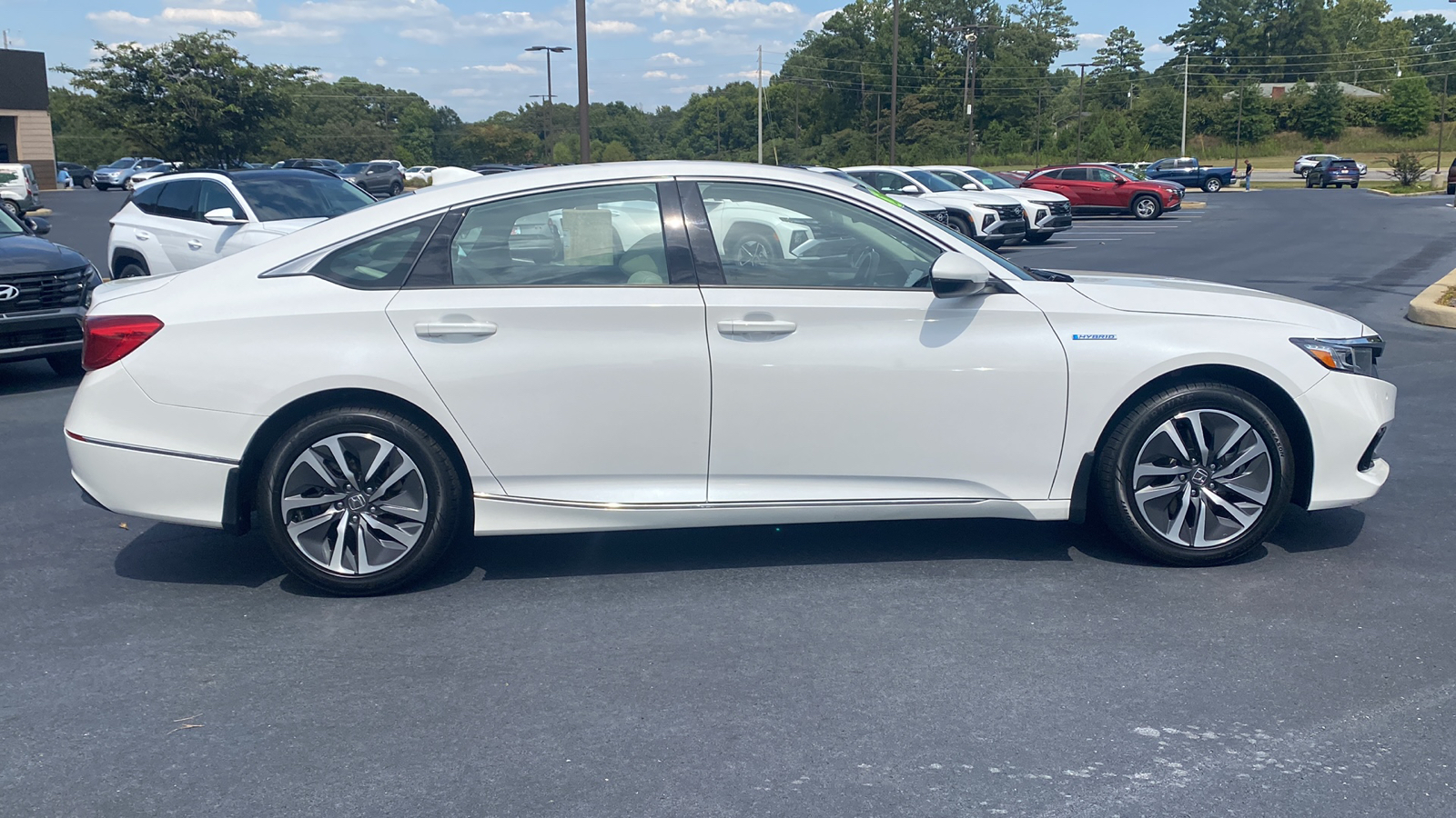 2022 Honda Accord Hybrid  8